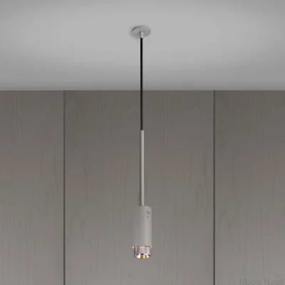 Avgaskryss stålgrå med silverfärgad pendelspotlight