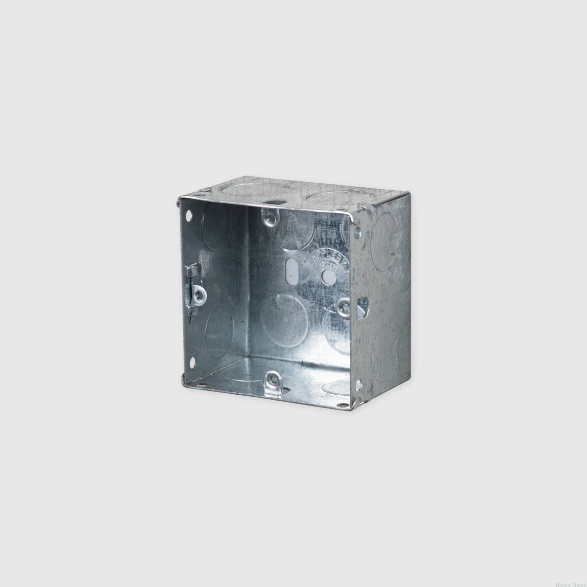 SB618--Puszka-metalowa-1G-Standard-Brytyjski-Buster-and-Punch-Moodnook_1