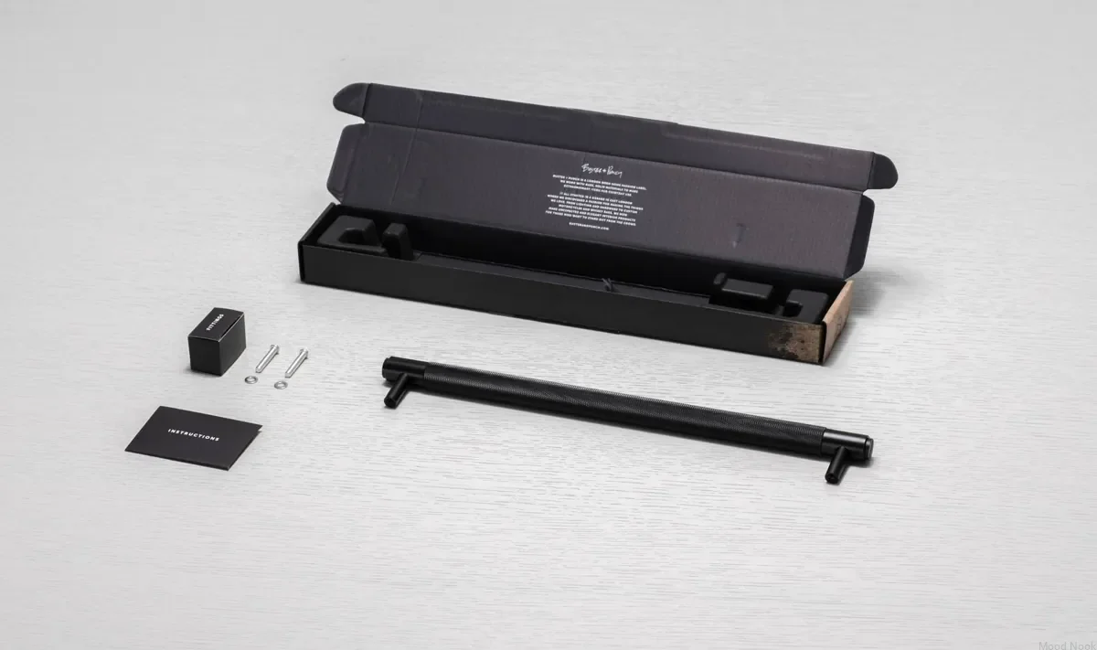 UPB-023961--Uchwyt-meblowy-podłużny-Pull-Bar-Cross-Large-Czarny-Buster-and-Punch-Moodnook_6