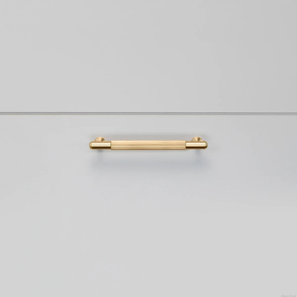 UPB-054566--Uchwyt-meblowy-podłużny-Pull-Bar-Linear-Small-Mosiądz-Buster-and-Punch-Moodnook_2