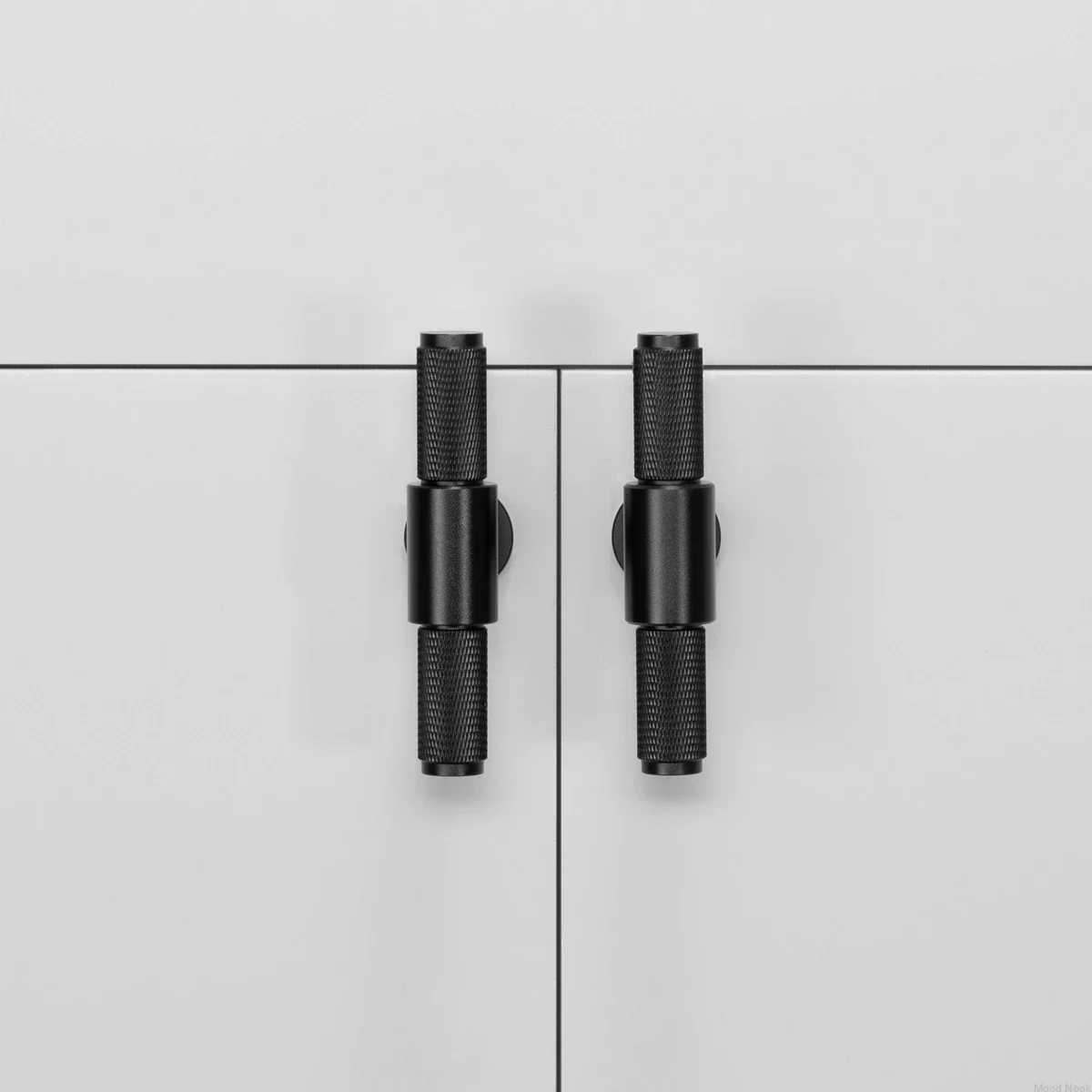 UTB-023975--Uchwyt-meblowy-T-Bar-Cross-Czarny-Buster-and-Punch-Moodnook_2
