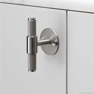 T-bar möbelhandtag med kryssplatta 95 stål silver