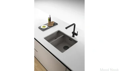 Кухонная мойка Maris MRG 160-34-15, маленькая сливная решетка слева, цвет Fragranite Slate Gray с черным