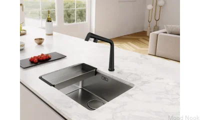Кухонный смеситель Icon из латуни, матово-черный