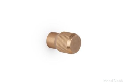 Brooklyn 20 Aluminium Möbelknopp Borstad Guld Cava