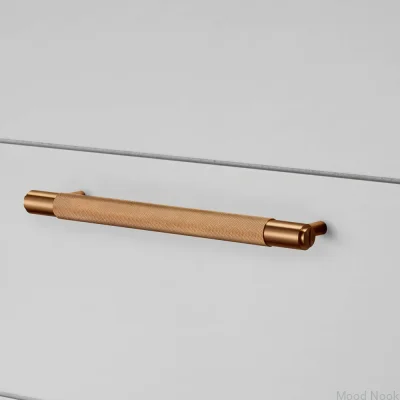 Cross 225 Stål Långt Möbelhandtag Warm Sunset