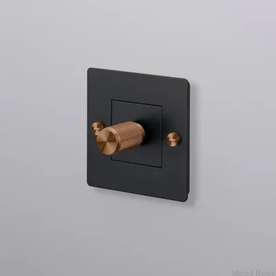 LED-dimmer Cross 1G 100W stålsvart med varm solnedgång europeisk standard