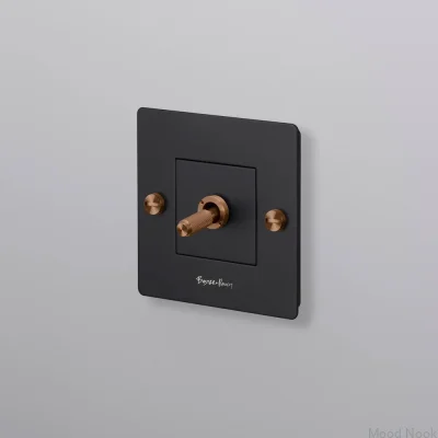 Enkelbrytare med Cross 1G-logotyp, svart med varm solnedgång, europeisk standard