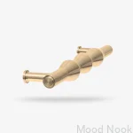 U.24.0--Uchwyt-meblowy-podłużny-Vilde-160-Mosiężny-Szczotkowany-Nielakierowany-Open-and-Hide_MoodNook_2