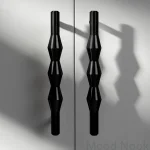 U.24.0.BLK--Uchwyt-meblowy-podłużny-Vilde-160-Aluminiowy-Czarny-Szczotkowany-Open-and-Hide_MoodNook_5
