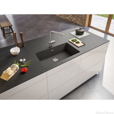 Кухонный смеситель Atlas Neo Silver Steel с выдвижным изливом