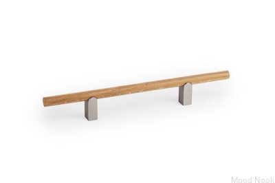 Kumo Wood 128 Möbelgriff aus Eichenholz mit gebürstetem Aluminium