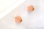 Gałka meblowa Globe 20 miedziana na meblu
