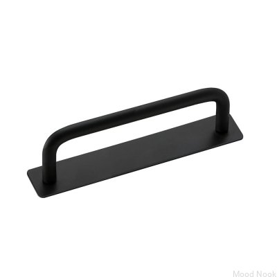 Avlångt möbelhandtag med Royal 96 bricka, Metal Black